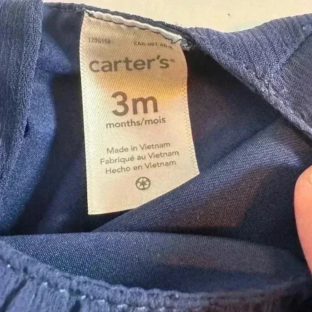 Infant‎ dress size 3 months